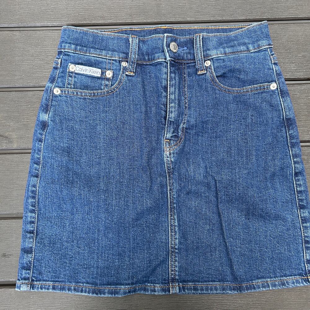 Calvin Klein Blue Denim High-Rise Mini Skirt Five Pocket Logo Patch Size 25/2